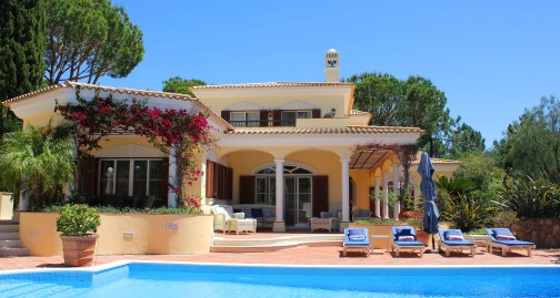 Villa Pinetrees
