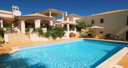 Villa Aikens