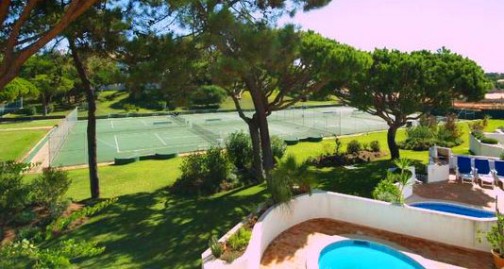 Villa Larch